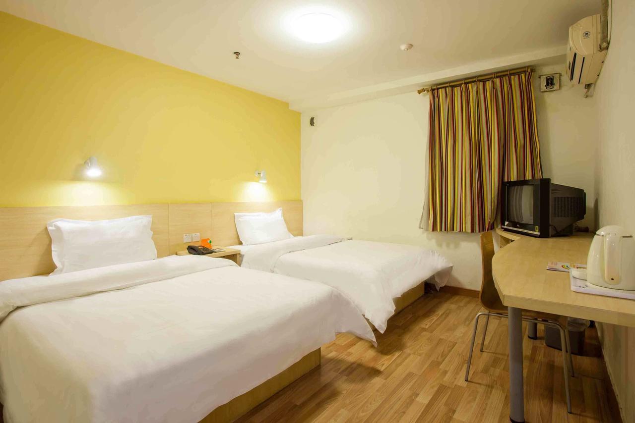 7Days Inn Changchun Renmin Avenue Pingquan Road Exterior photo